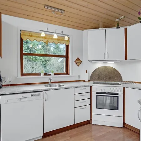 Nyaraló Awesome In With Kitchen