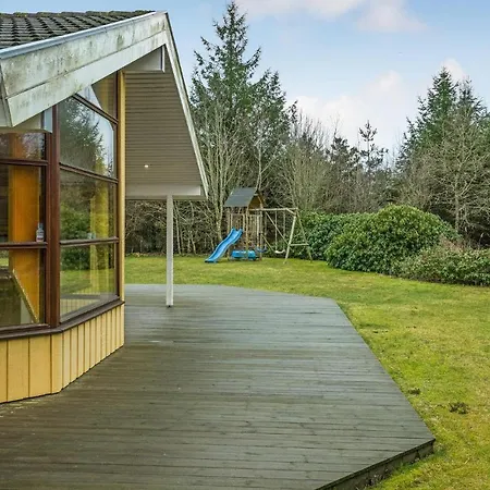 Holiday home Awesome In With Kitchen